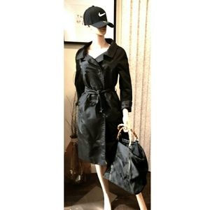 Authentic 💕Prada Trench Coat- Size 44 (US